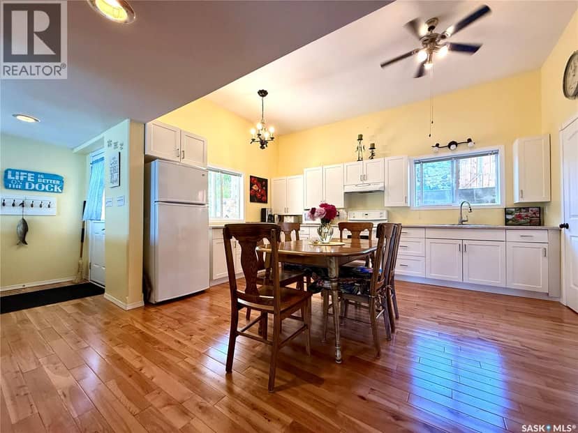 144 Lakeview DRIVE — photo 6 of 40