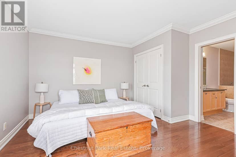 208 - 27 Beaver Street — photo 24 of 35