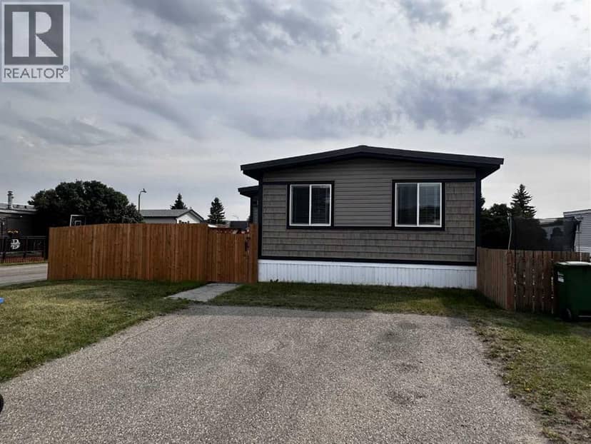 200, 5344 76 Street, Red Deer, photo 2
