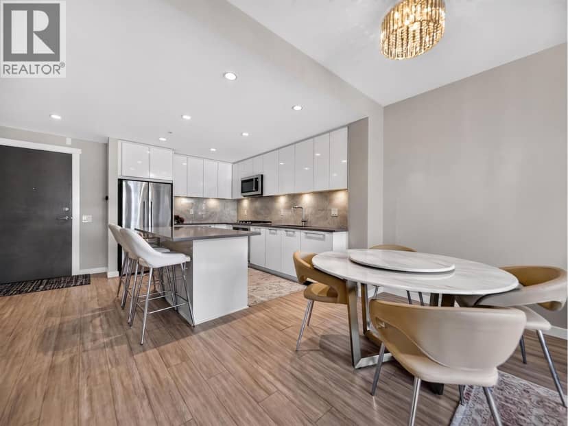 304 2663 LIBRARY LANE, North Vancouver, photo 3