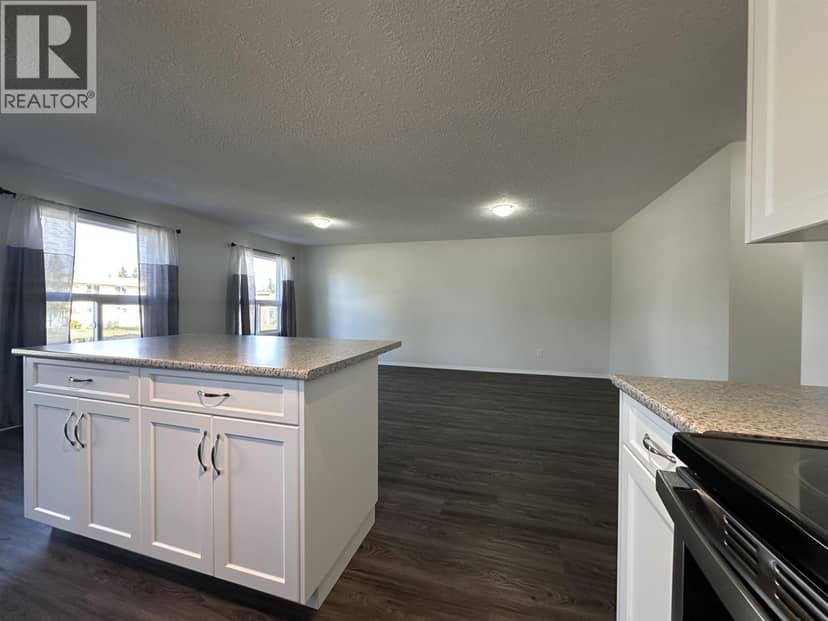 4389 1ST AVENUE, Prince George, photo 5