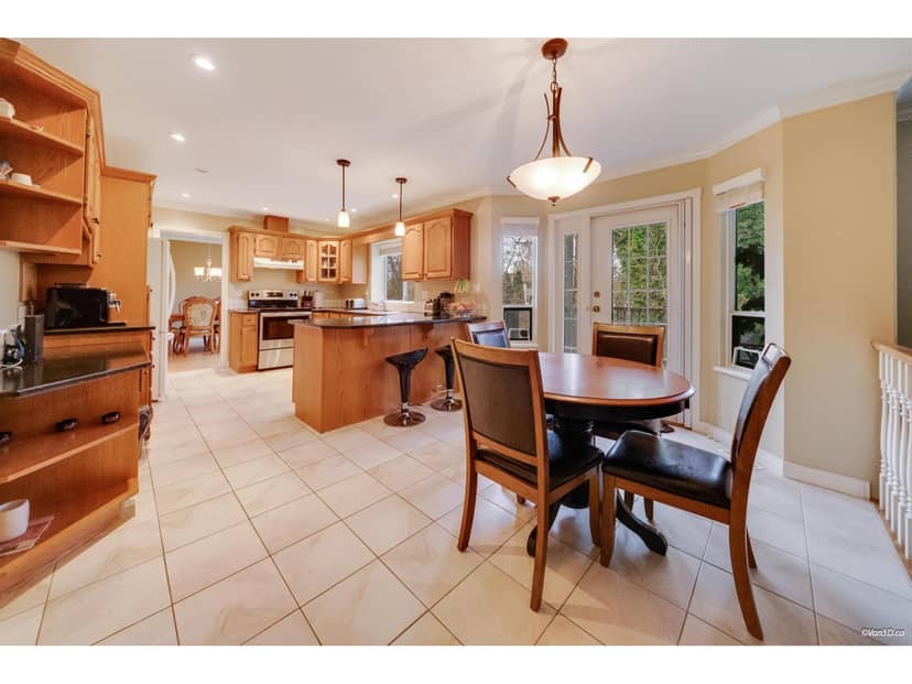 8569 141A STREET, Surrey, photo 6