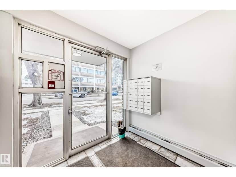 #302 10606 123 ST NW, Edmonton, photo 5