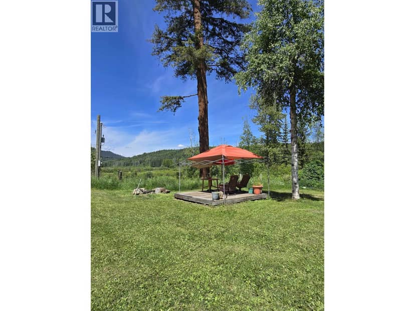 2261 EAGLE CREEK ROAD, Canim Lake, photo 2