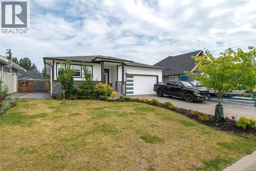 720 Sitka St — photo 1 of 39
