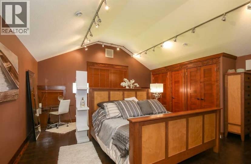 141 Birchcliff Road — photo 14 of 24