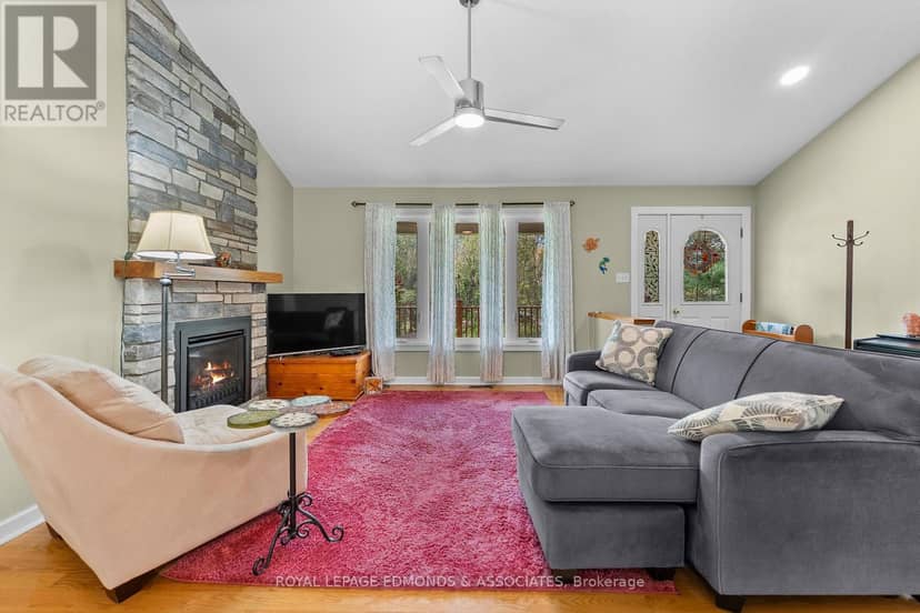 57 Krause Street — photo 10 of 40