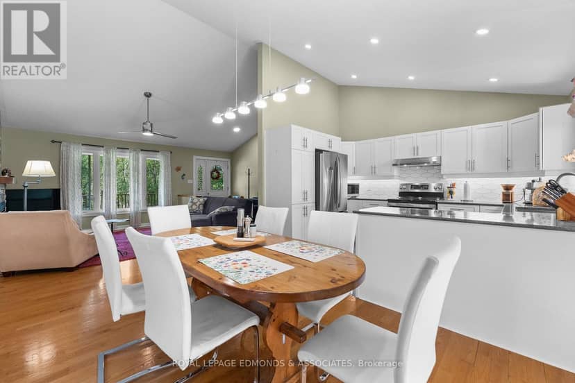 57 Krause Street — photo 19 of 40