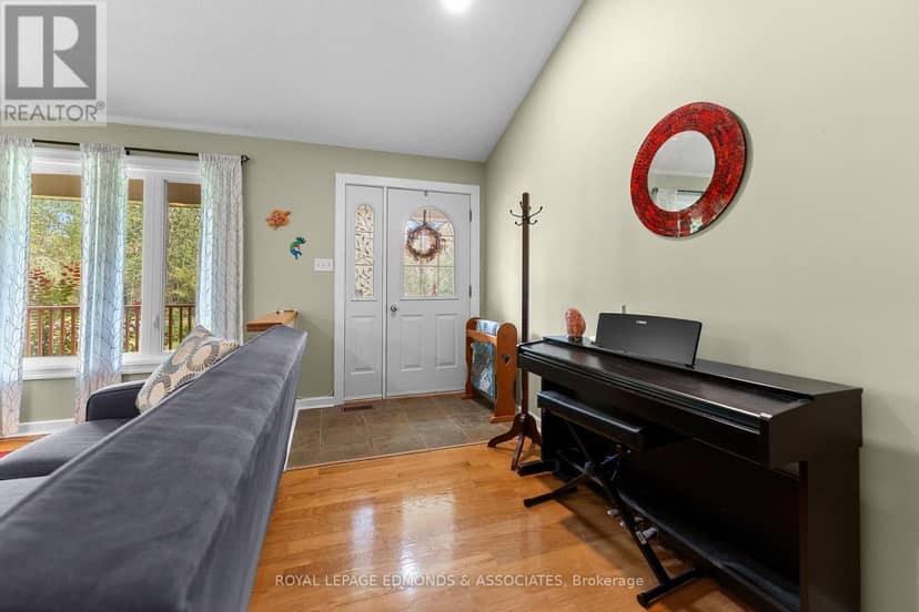 57 Krause Street, Laurentian Valley, photo 7