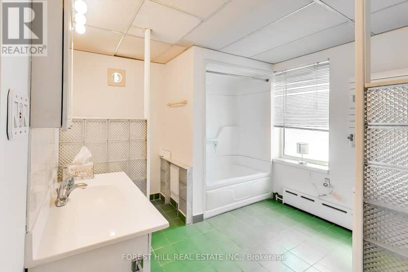 30 Robert Street — photo 13 of 40