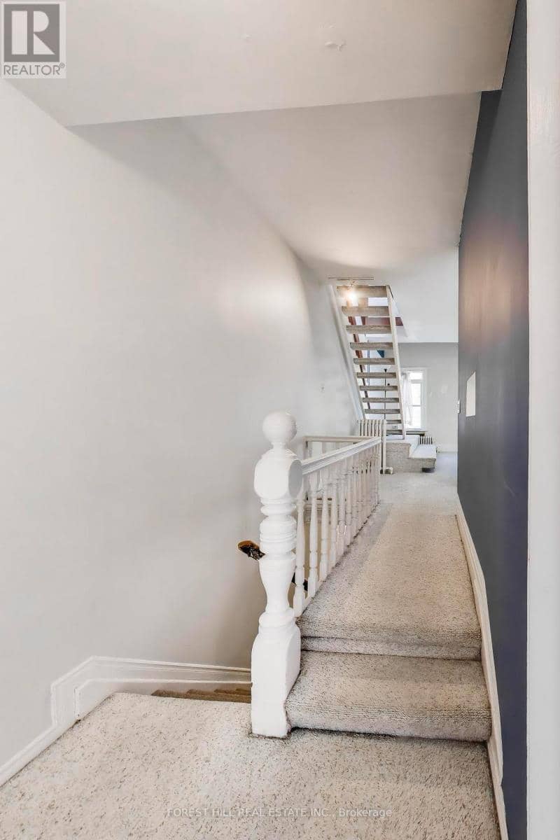 30 Robert Street — photo 16 of 40
