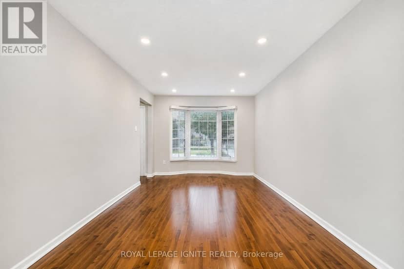 21 Halfmoon Square — photo 9 of 32