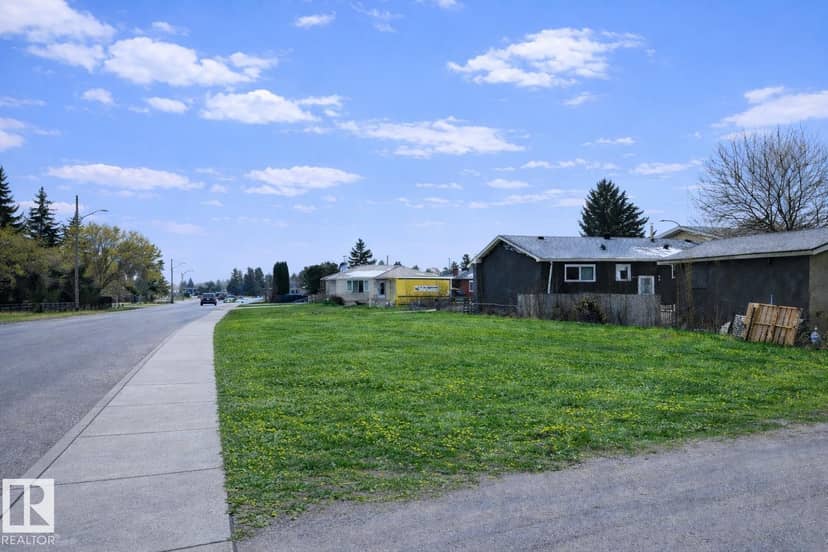 15236 94A ST NW, Edmonton, photo 2