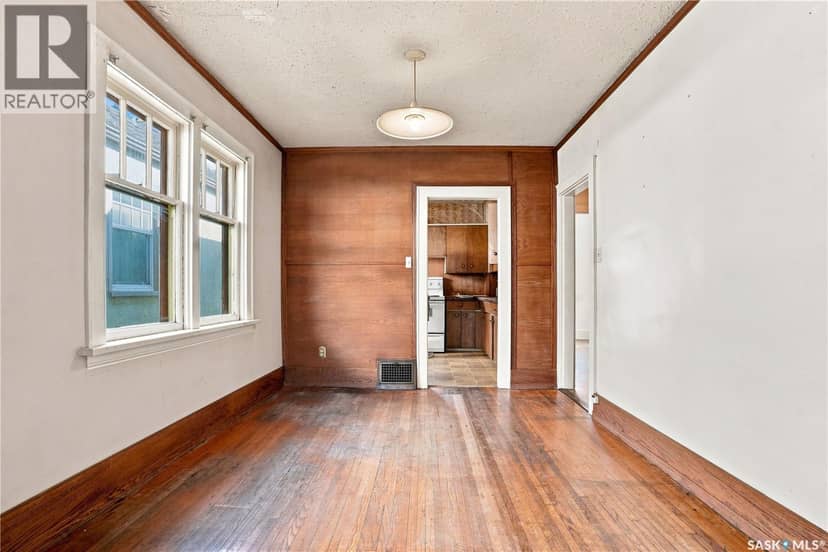 526 7th STREET E — photo 15 of 40