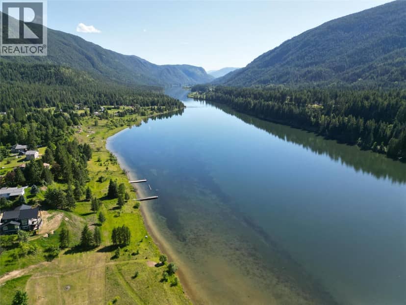 1062 Scamp Road, Castlegar, photo 5