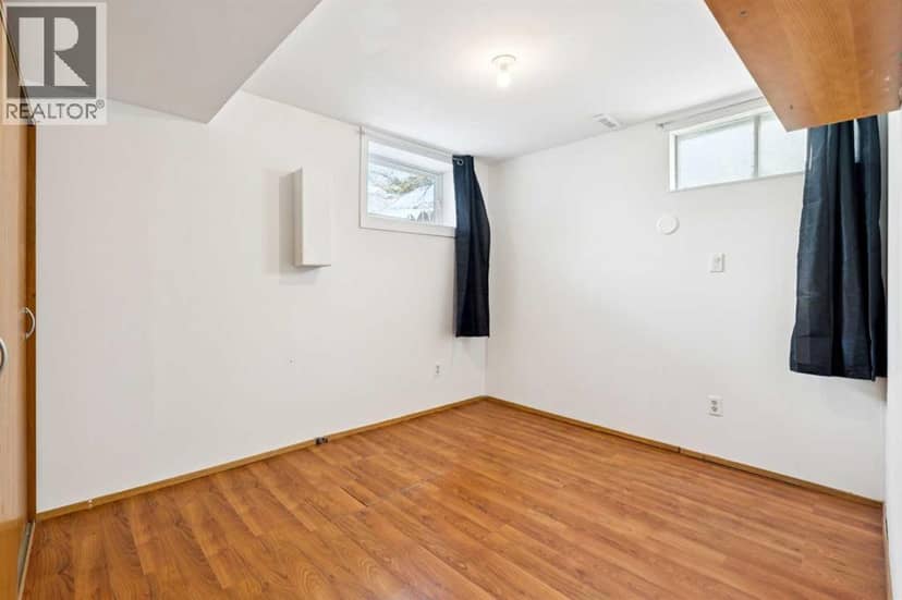 4617 48 Street — photo 25 of 32