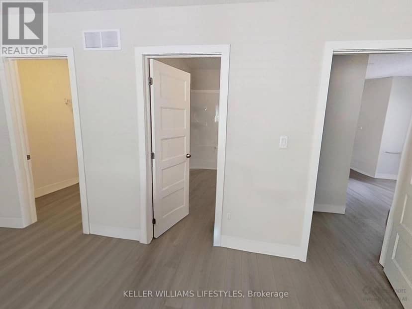 107 Cavendish Crescent — photo 8 of 25