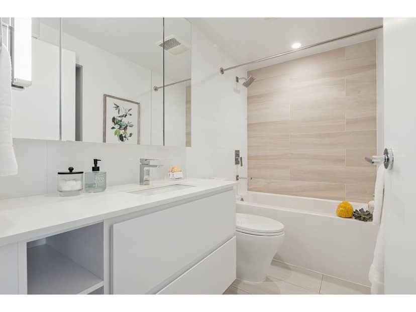 807 13655 FRASER HIGHWAY, Surrey, photo 8