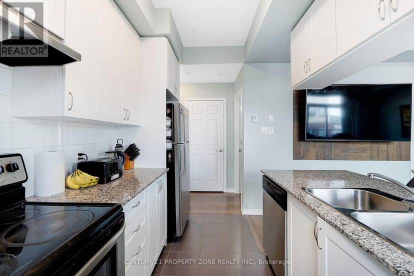 412 - 54 Sky Harbour Drive — photo 14 of 25