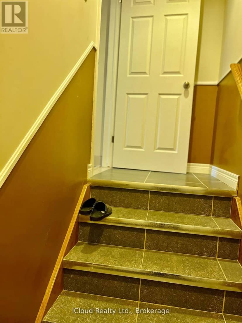 782 Brentwood Drive — photo 15 of 36
