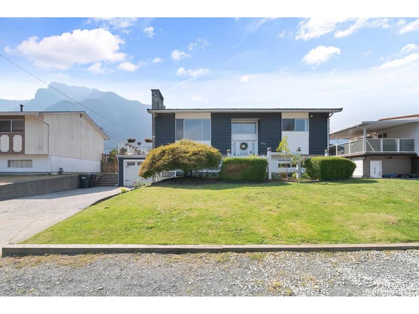 630 THACKER AVENUE, Hope, Hope