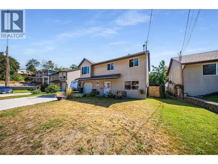 644 8th Street, Castlegar, photo 3