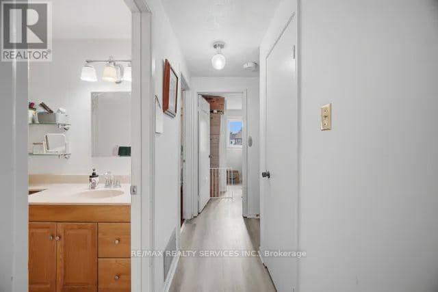 26 Fanshawe Drive — photo 11 of 19