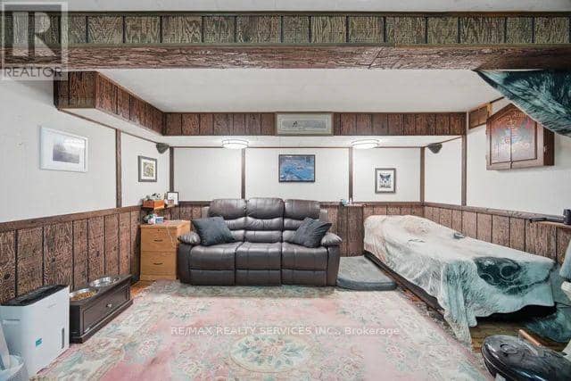 26 Fanshawe Drive — photo 15 of 19