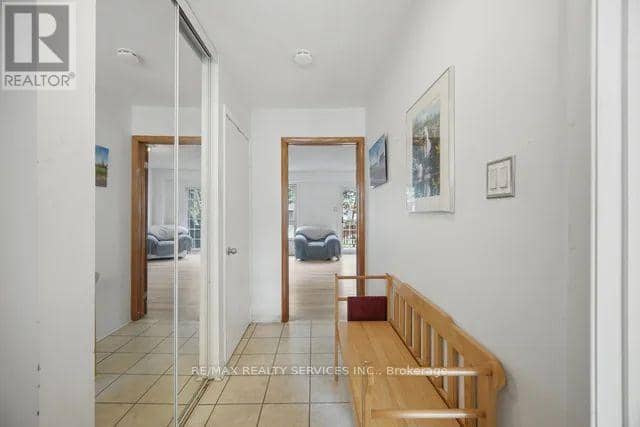 26 Fanshawe Drive, Brampton, photo 4
