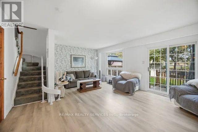 26 Fanshawe Drive — photo 9 of 19