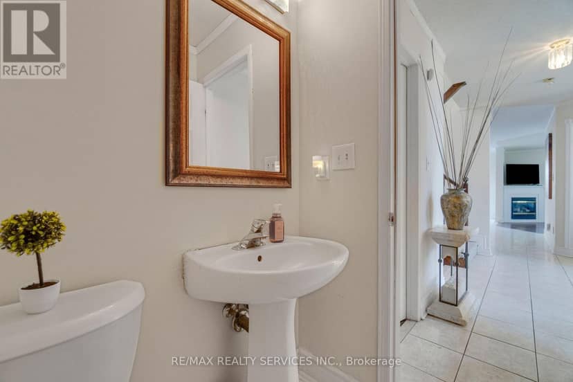 7419 Black Walnut Trail — photo 20 of 40