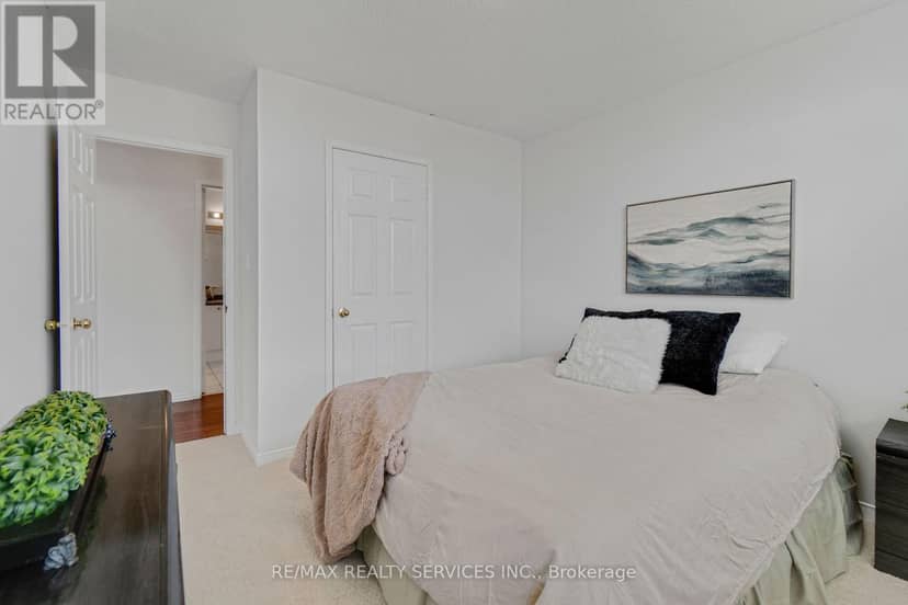 7419 Black Walnut Trail — photo 32 of 40