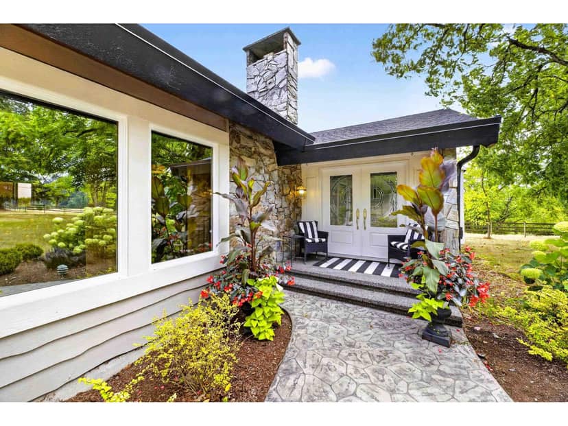 9837 MCKINNON CRESCENT, Langley, photo 2