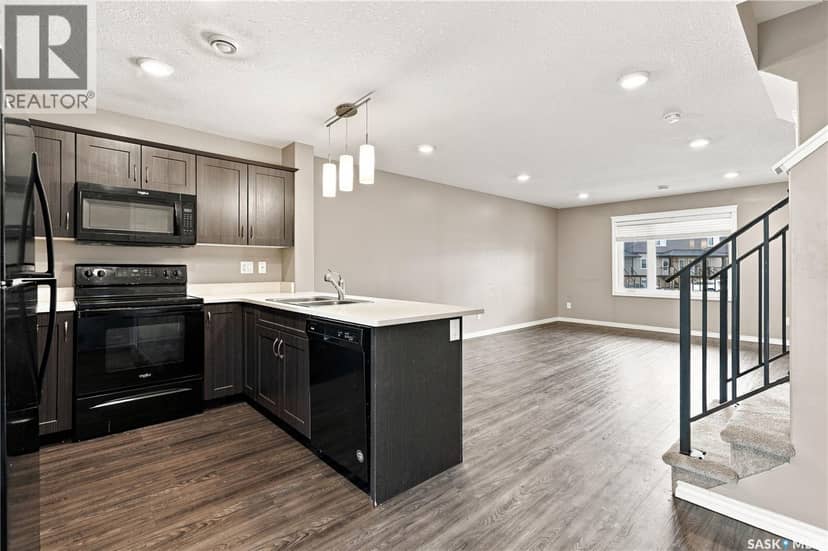 617 110 Akhtar BEND — photo 11 of 32