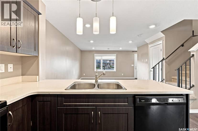 617 110 Akhtar BEND — photo 14 of 32