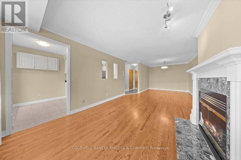 205 - 939 North River Road, Ottawa, photo 8