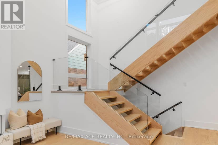 175 Harewood Avenue — photo 17 of 40