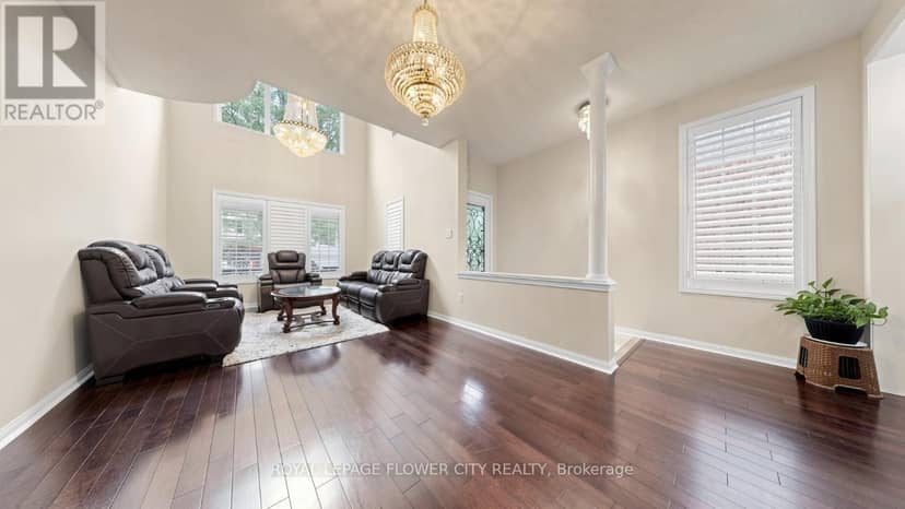70 Boom Road — photo 3 of 40