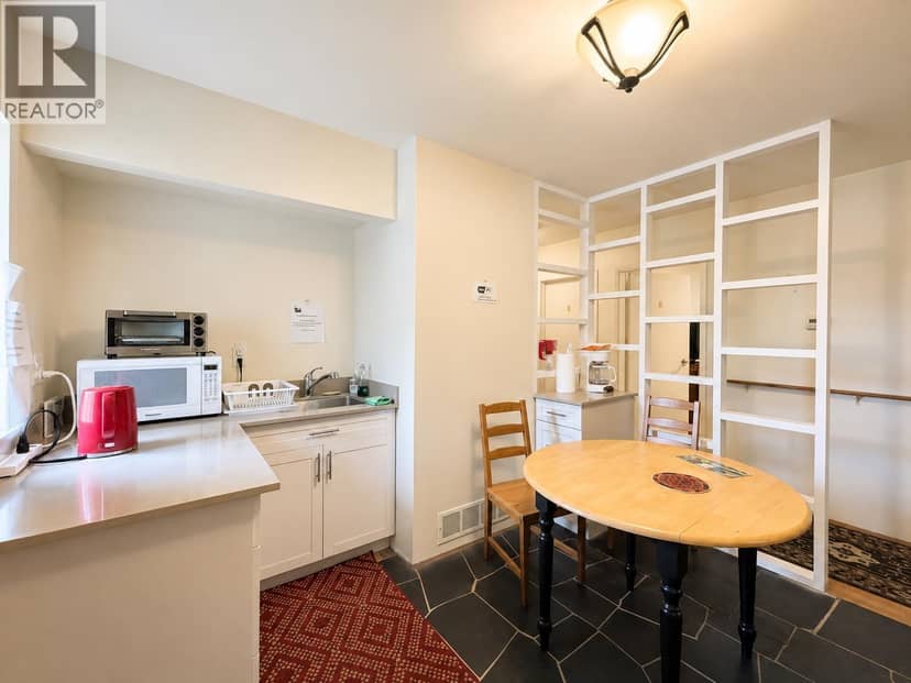 796 W 42ND AVENUE, Vancouver, photo 2