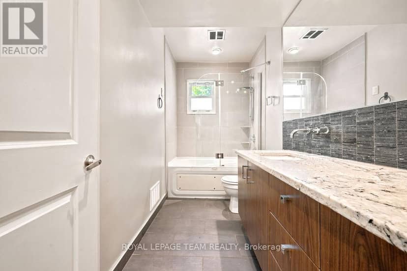 2141 Belair Drive — photo 21 of 40