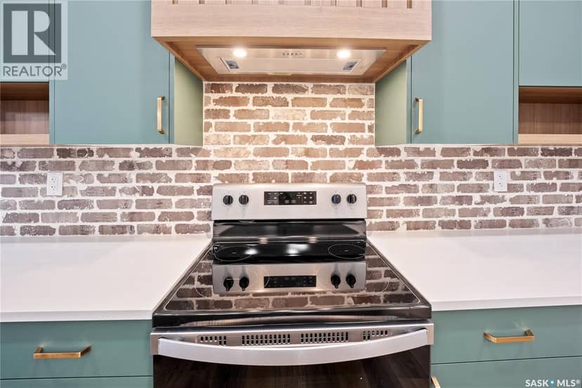 918 Yuel BEND — photo 10 of 33