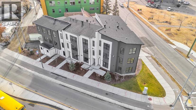 4907 Bowness Road NW, Calgary, photo 2