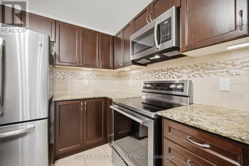 12 Muzzo Drive — photo 14 of 40