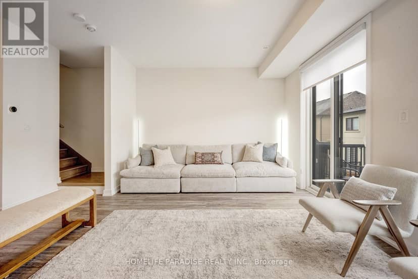 1356 Kaniv Street, Oakville, photo 5