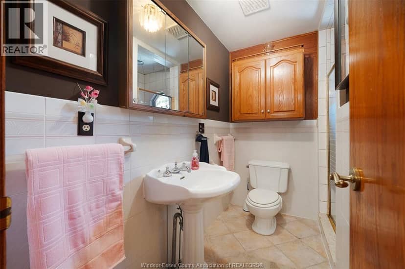 1825 Hebert — photo 26 of 37
