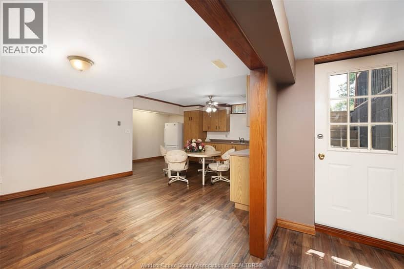 1825 Hebert — photo 33 of 37