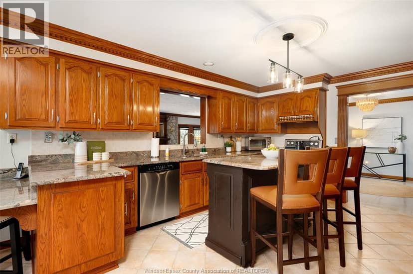 1825 Hebert — photo 7 of 37