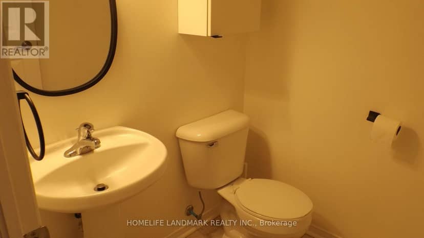 151 - 306 John Street — photo 10 of 20