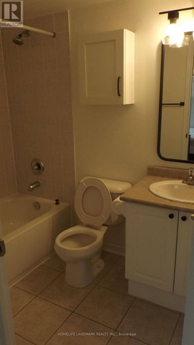 151 - 306 John Street — photo 16 of 20