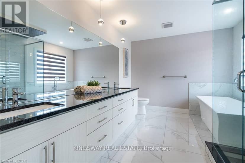 2255 Constance Avenue — photo 15 of 29